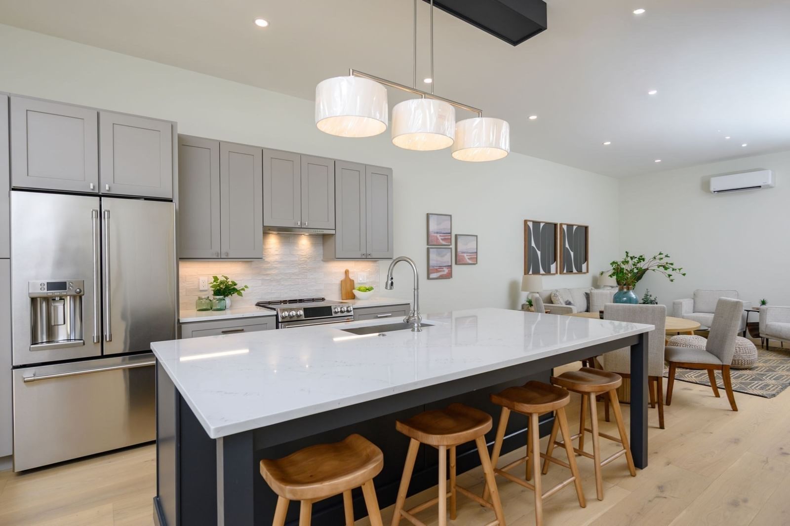 21 Tanglewood Road #4 Boston — Photo 2 of 24