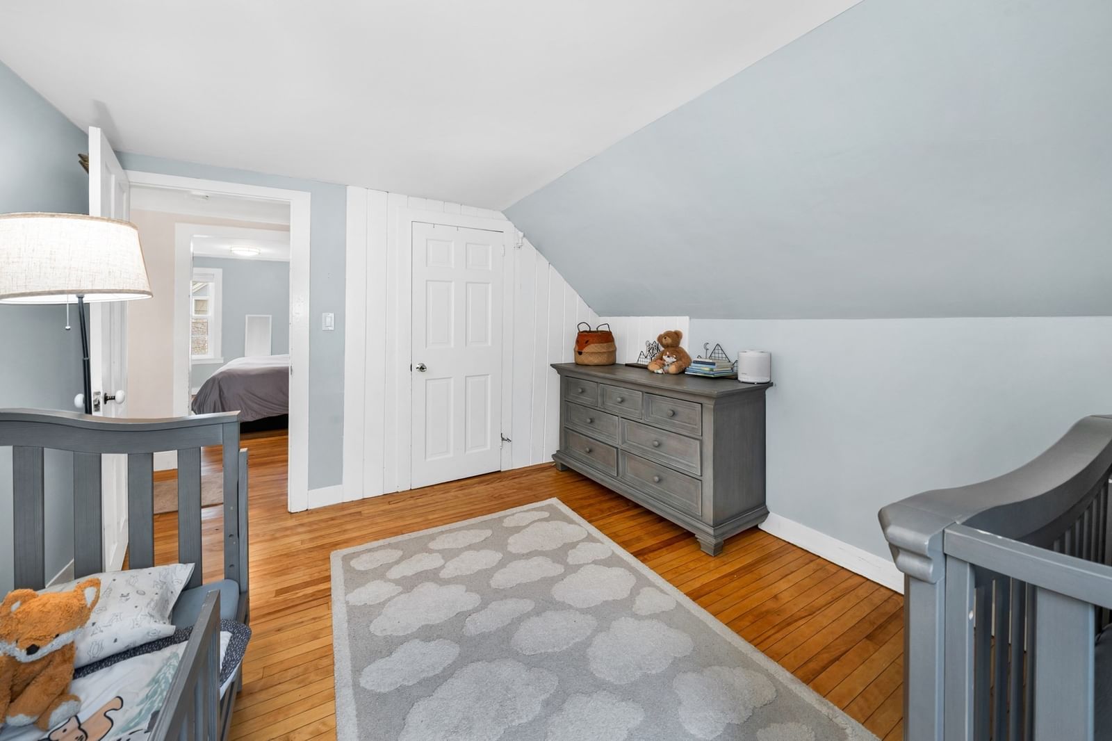 Listing Image 16