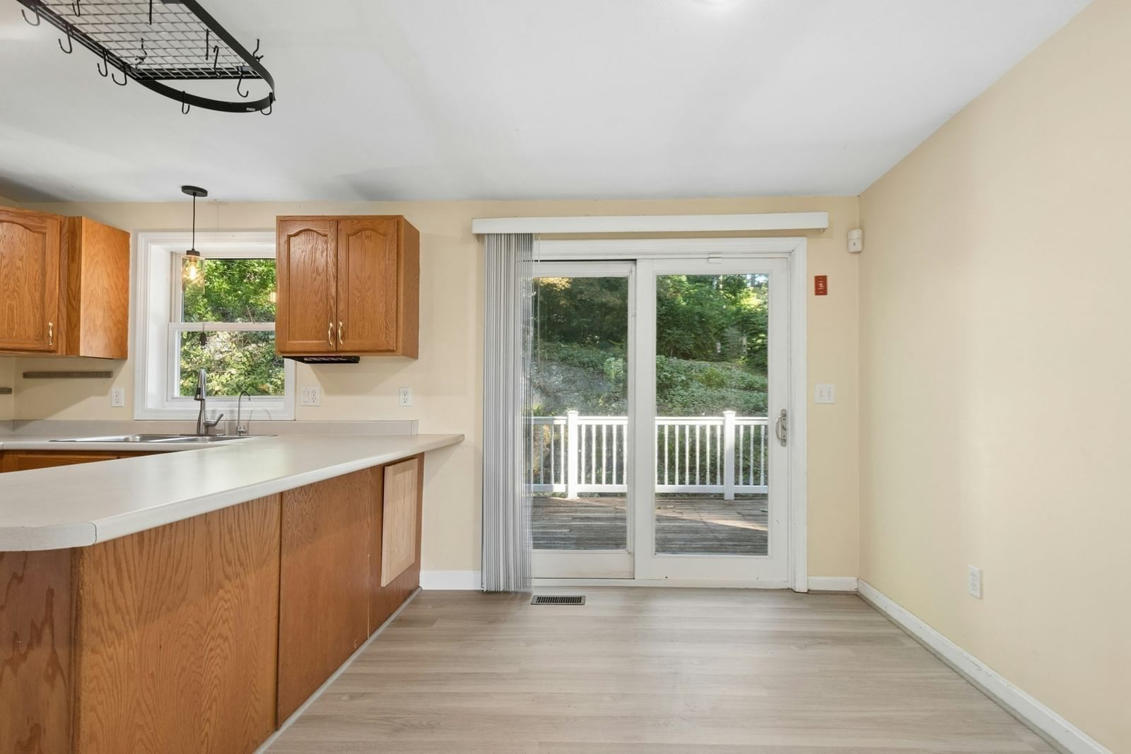 13 Calvin Ayer — Photo 11 of 34