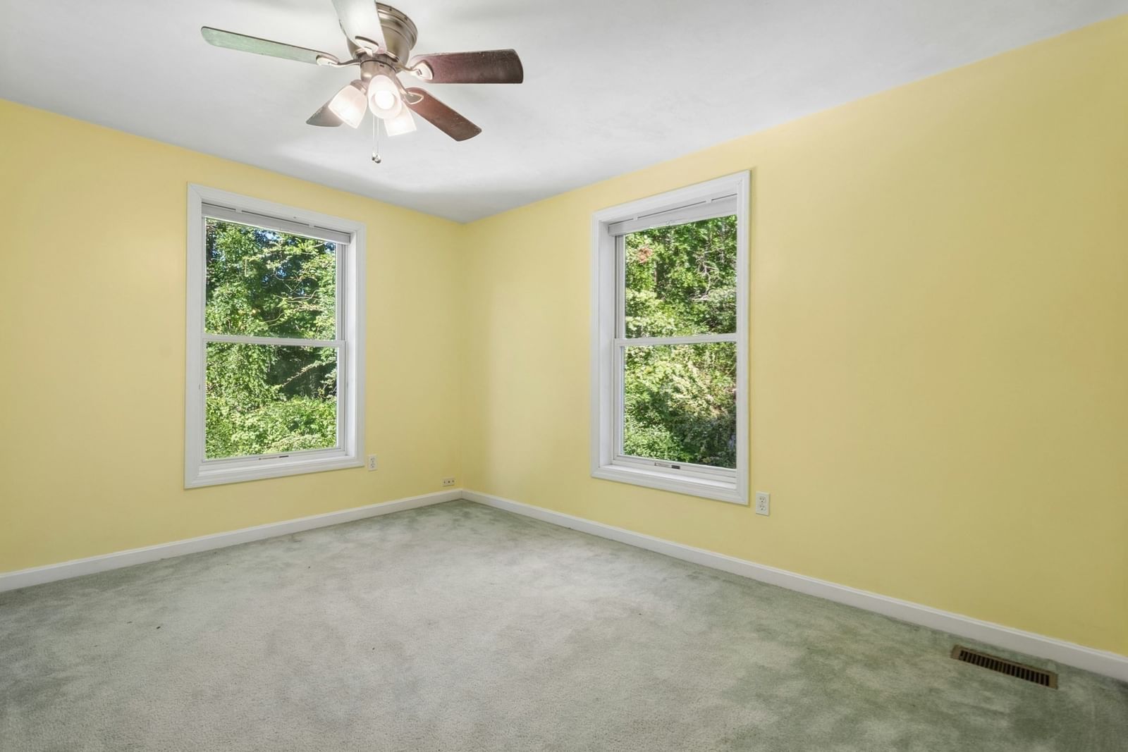 13 Calvin Ayer — Photo 22 of 34