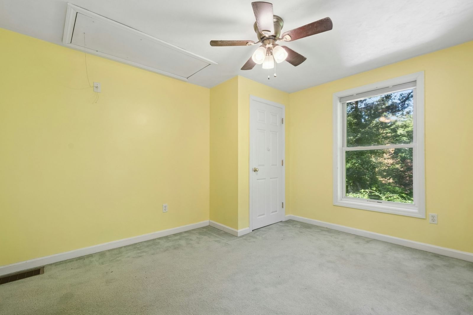 13 Calvin Ayer — Photo 23 of 34