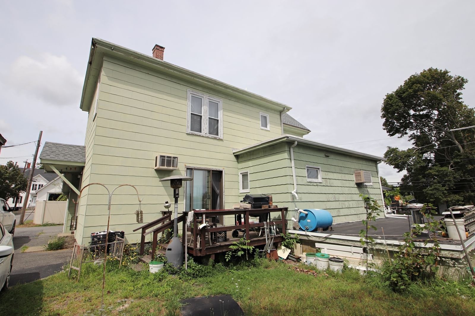 28 Wendell St Saugus — Photo 3 of 16