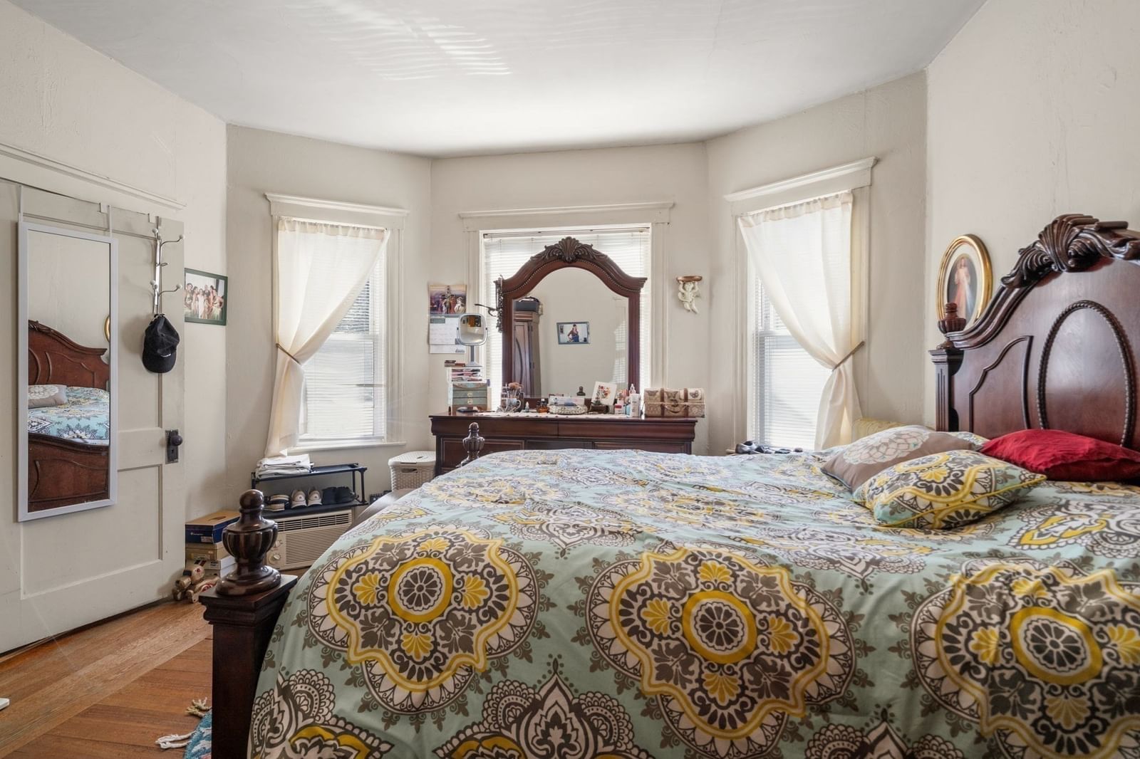 968 River St Boston — Photo 13 of 17