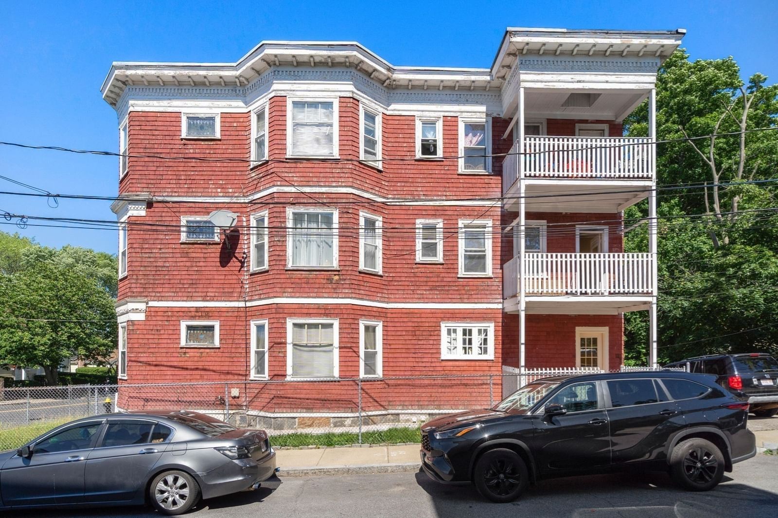 968 River St Boston — Photo 16 of 17