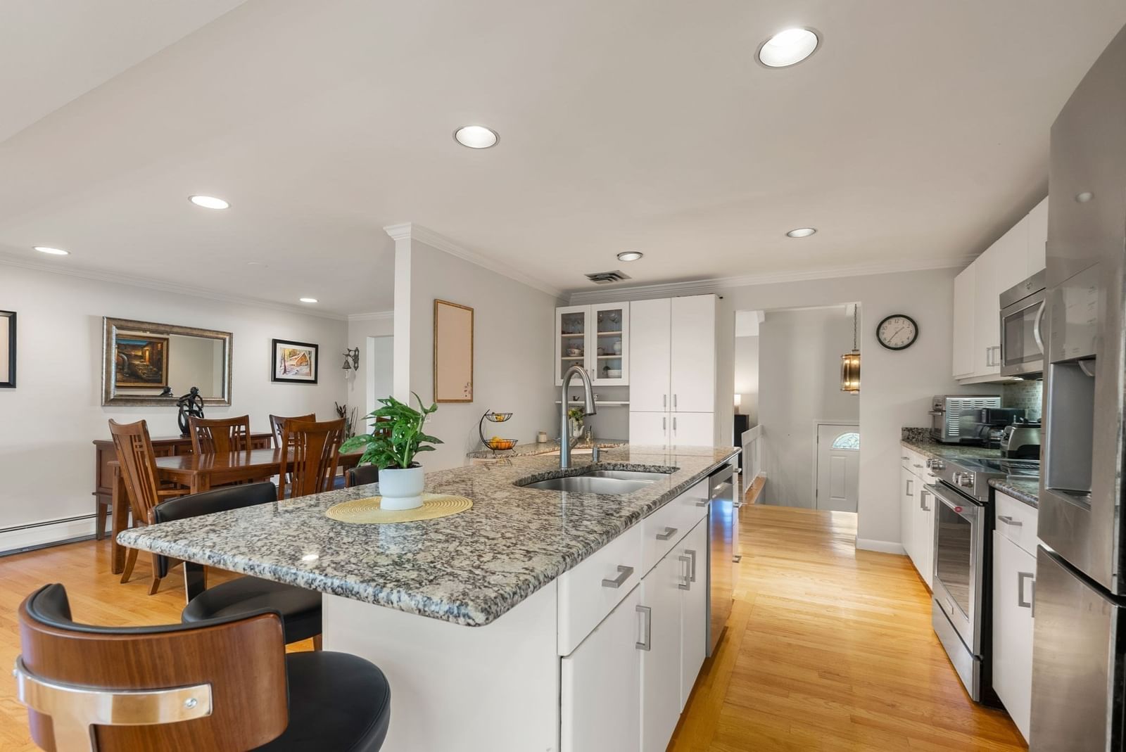 39 Barefoot Hill Road Sharon — Photo 4 of 31