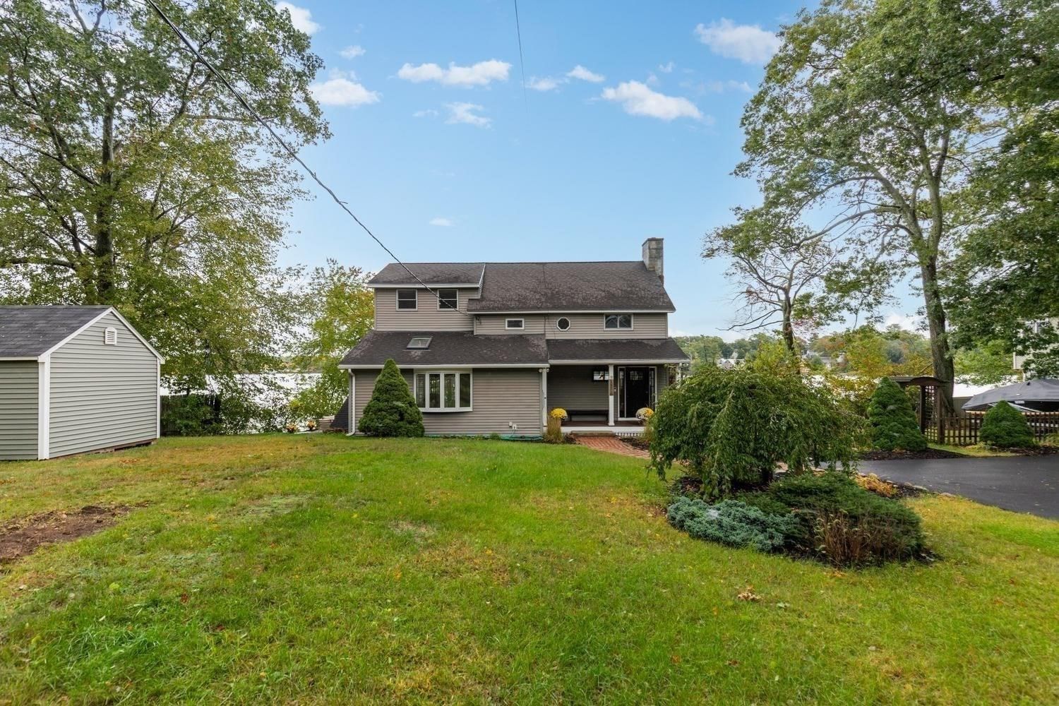 35 Lakeside Blvd North Reading — Photo 3 of 42