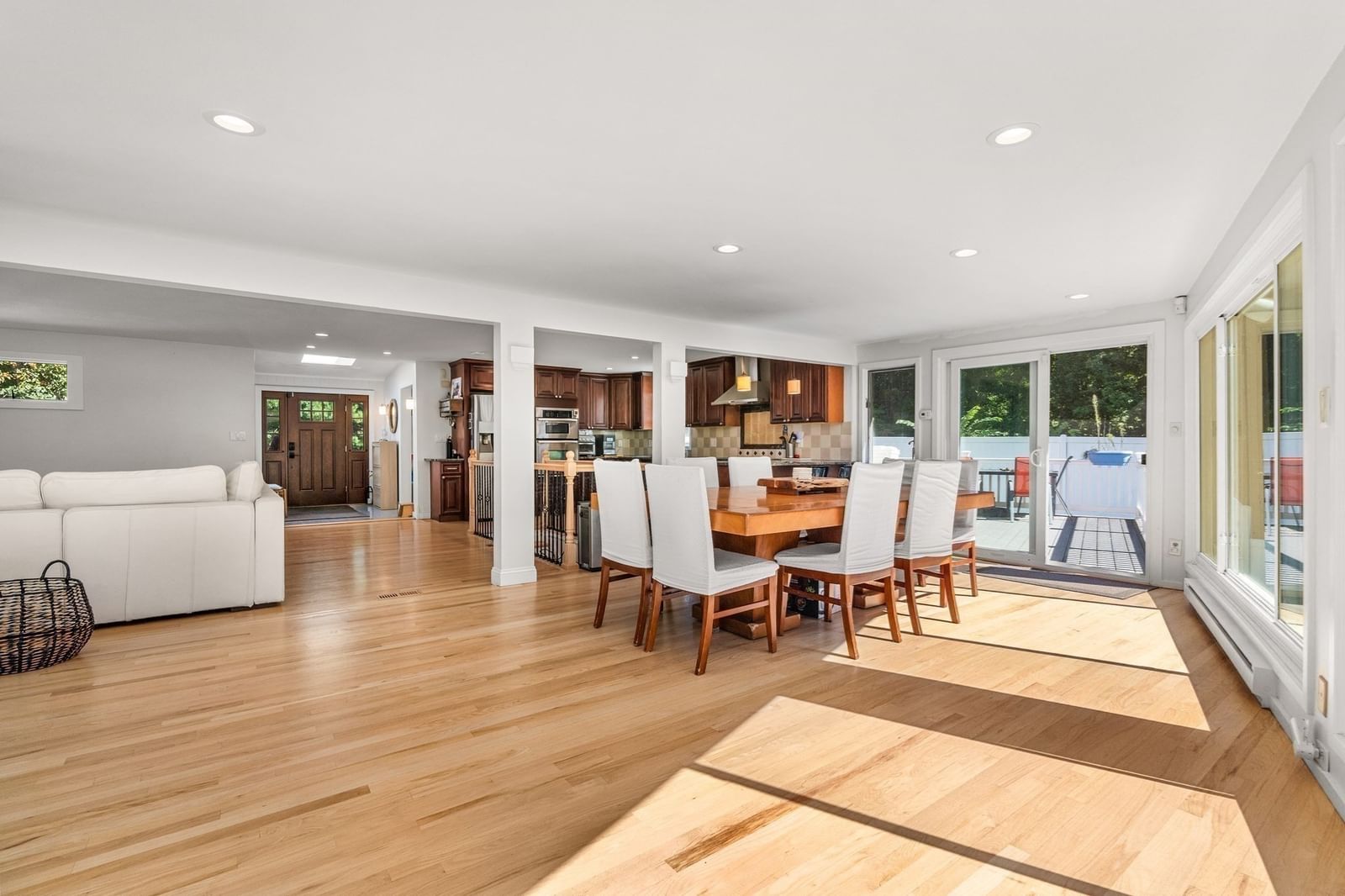 42 Farview Ave Shrewsbury — Photo 10 of 40