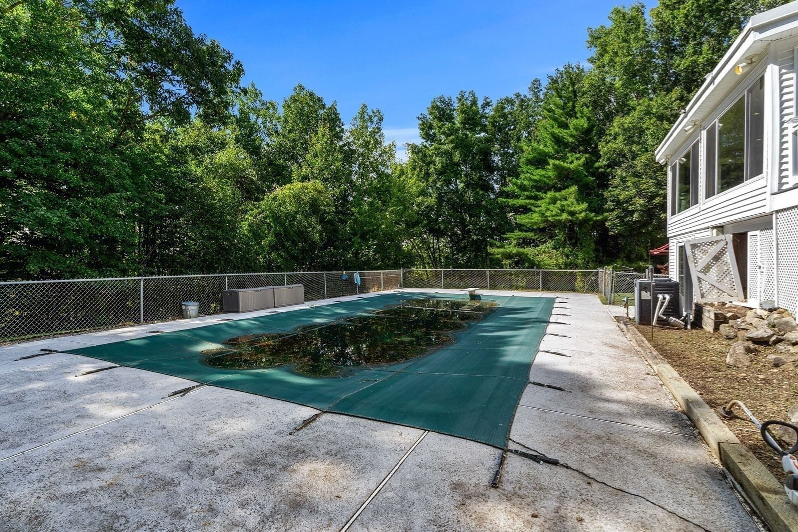42 Farview Ave Shrewsbury — Photo 32 of 40