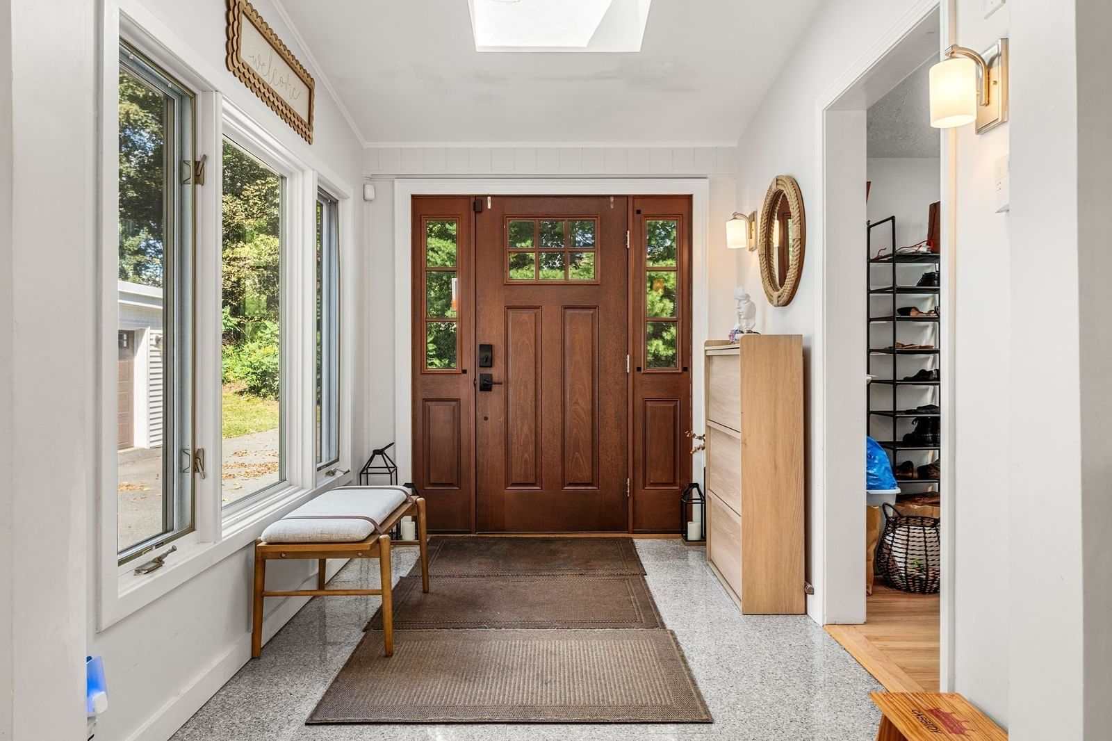 42 Farview Ave Shrewsbury — Photo 5 of 40