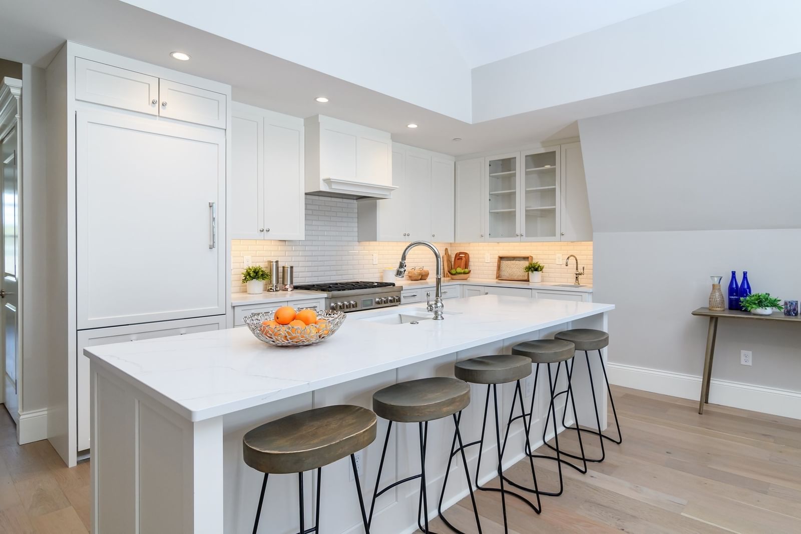 128 Elm Street #313 Cohasset — Photo 4 of 22