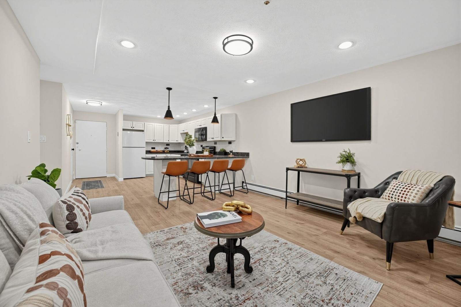 595 Revere Beach Parkway #6 Revere — Photo 5 of 23