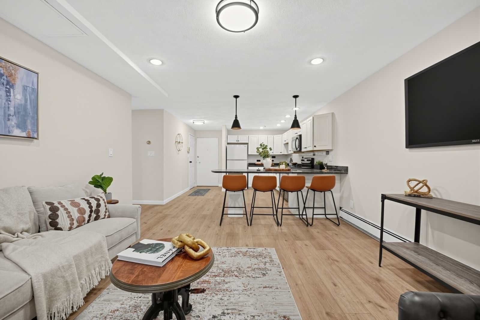 595 Revere Beach Parkway #6 Revere — Photo 6 of 23