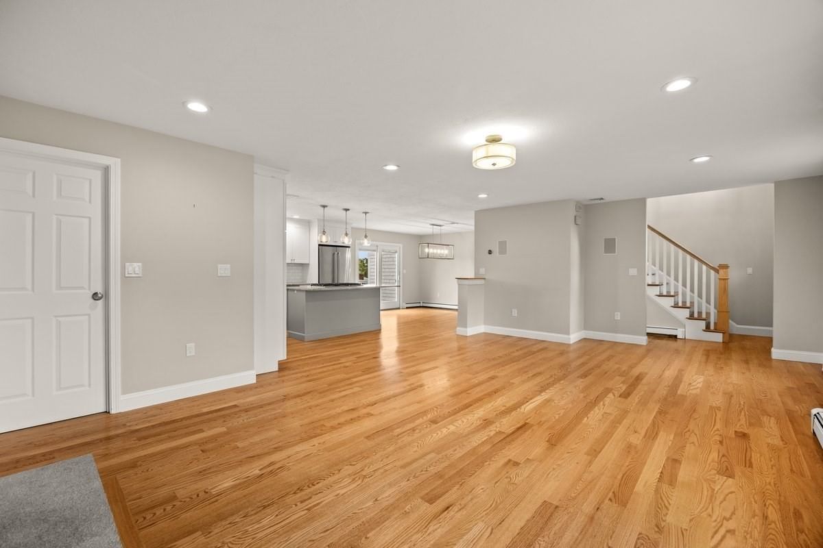 20 Harvest Ln Braintree — Photo 6 of 42