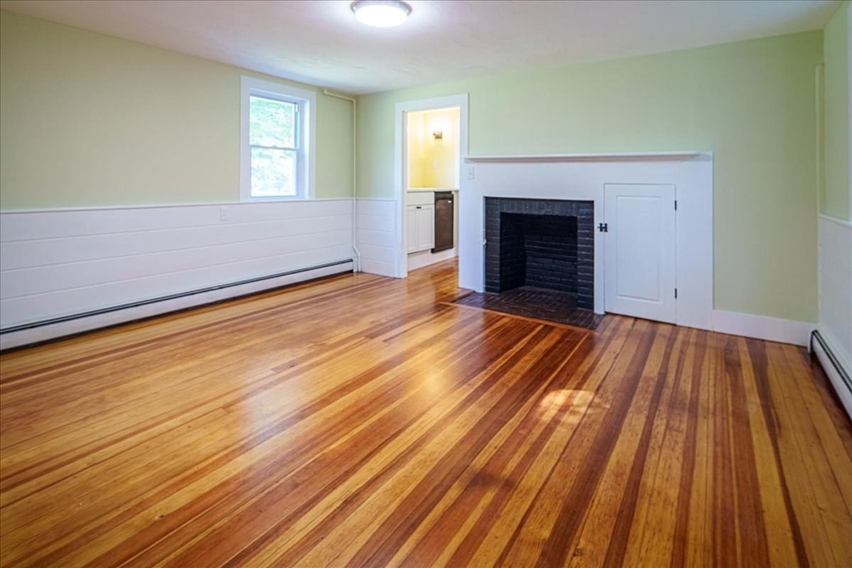 687 Main St Wareham — Photo 10 of 31