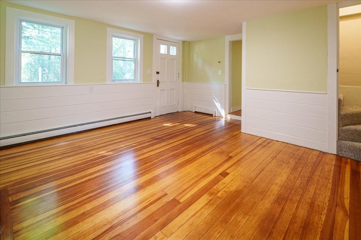 687 Main St Wareham — Photo 12 of 31