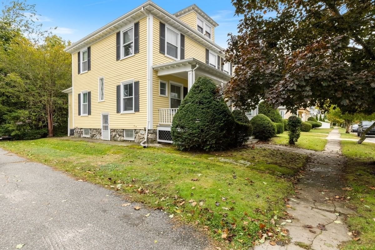 20 Lexington Ave Haverhill — Photo 2 of 31
