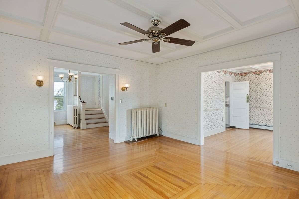 20 Lexington Ave Haverhill — Photo 8 of 31