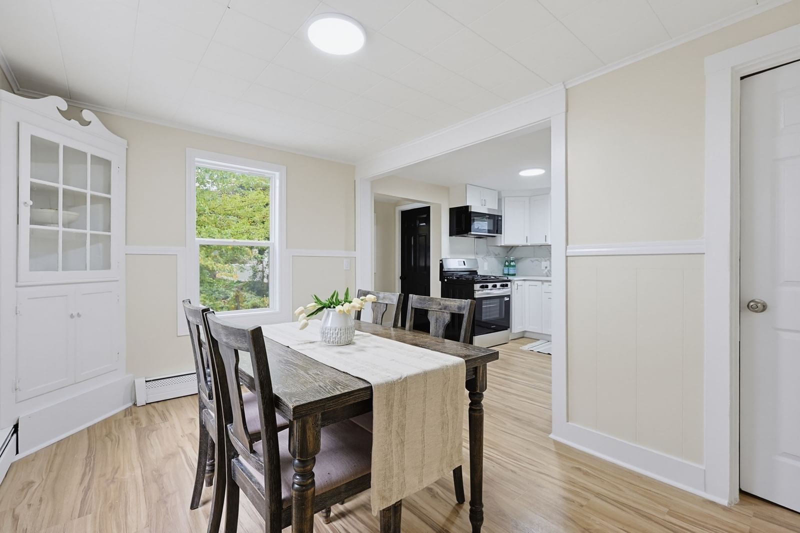 6 Harris Ave Milford — Photo 5 of 18
