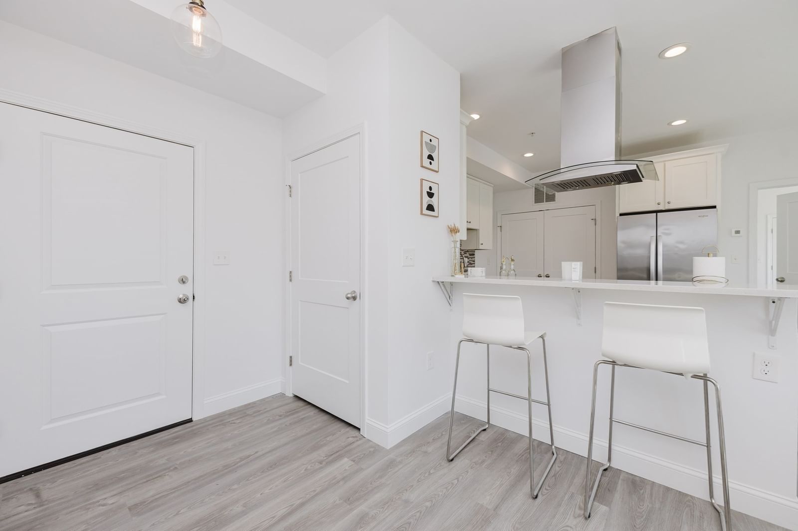 92-94 George St #202 Boston — Photo 9 of 42