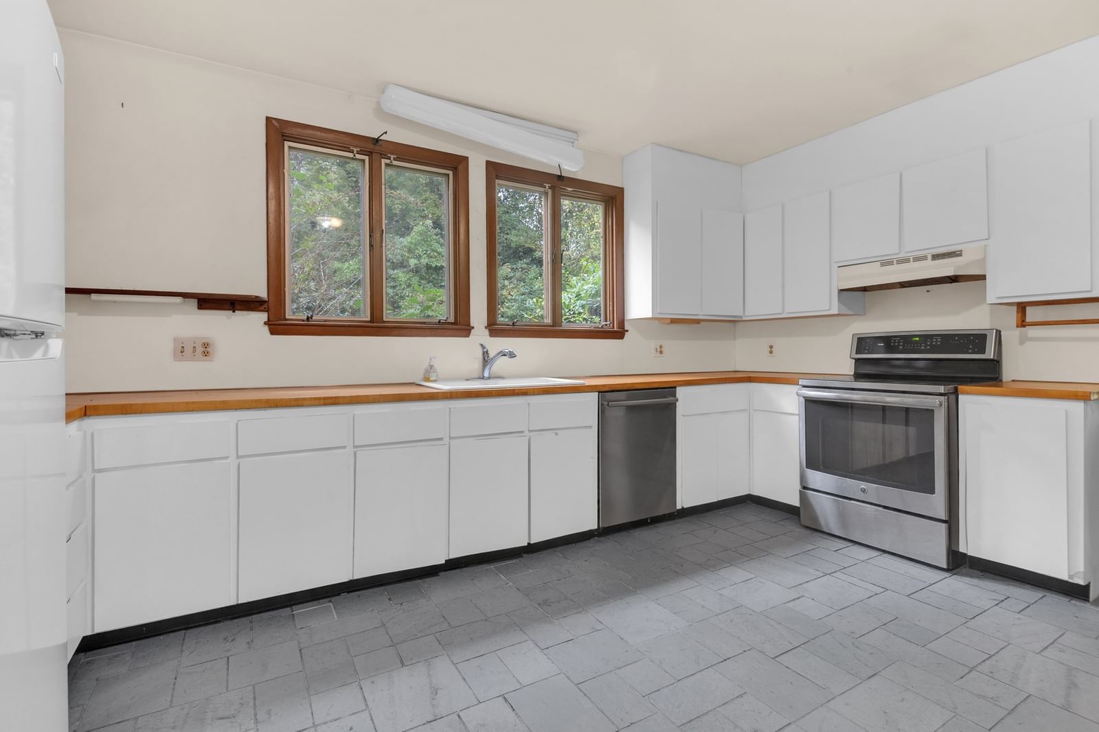 16 Ward Lane Sherborn — Photo 16 of 36