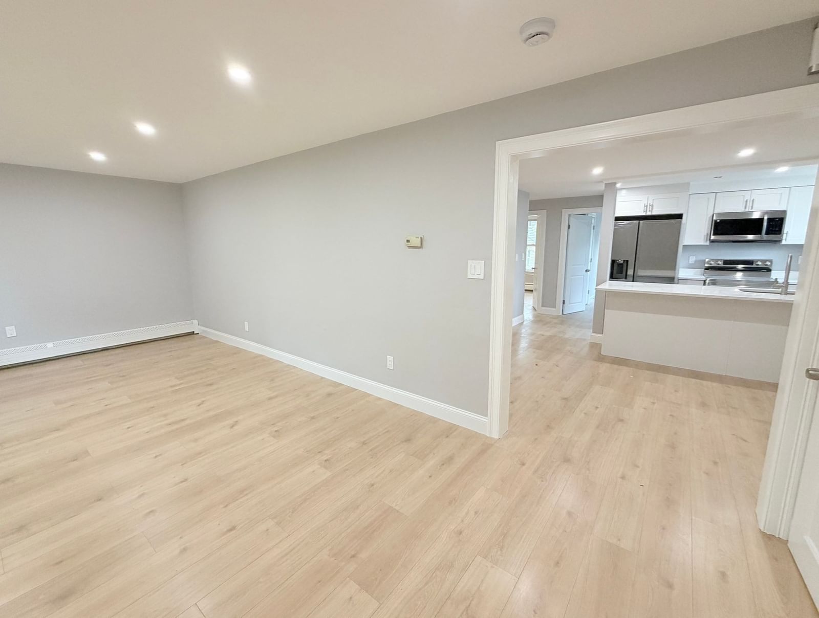 92 Dresser St Southbridge — Photo 14 of 24