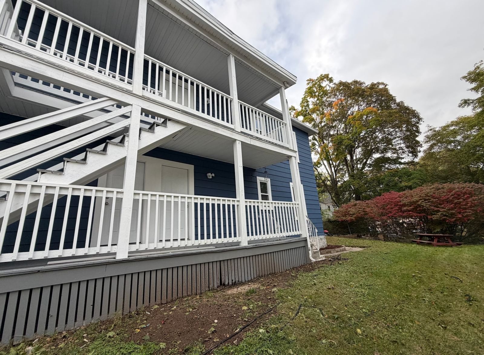 92 Dresser St Southbridge — Photo 3 of 24