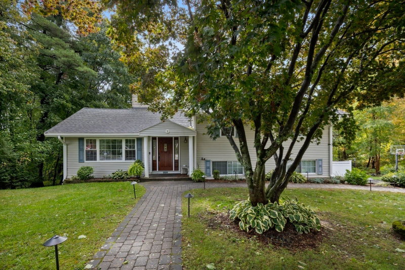 8 Patley Rd