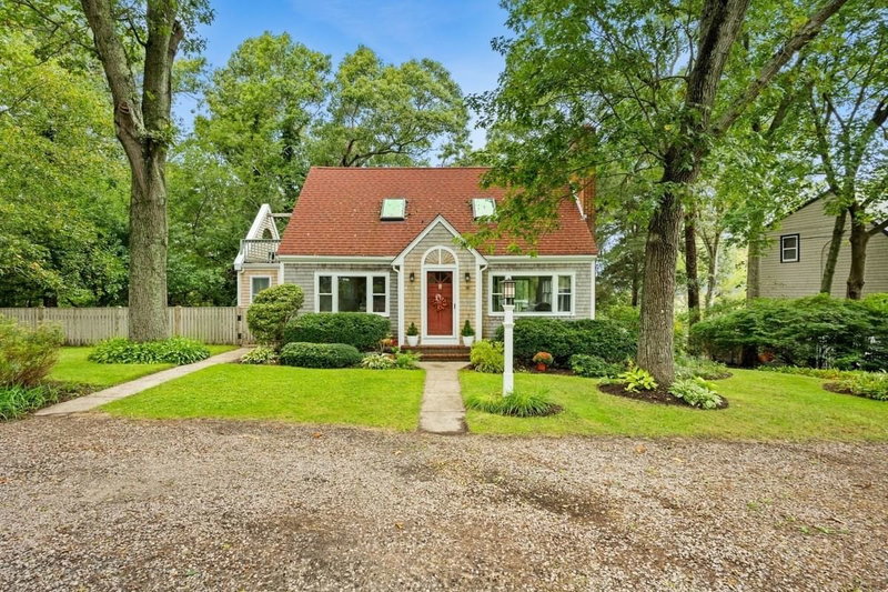 74 Arboretum Rd