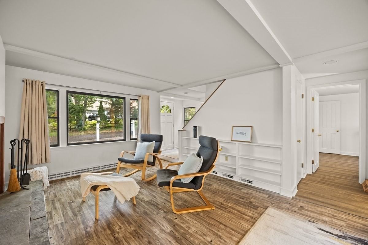 74 Arboretum Rd Plymouth — Photo 9 of 41