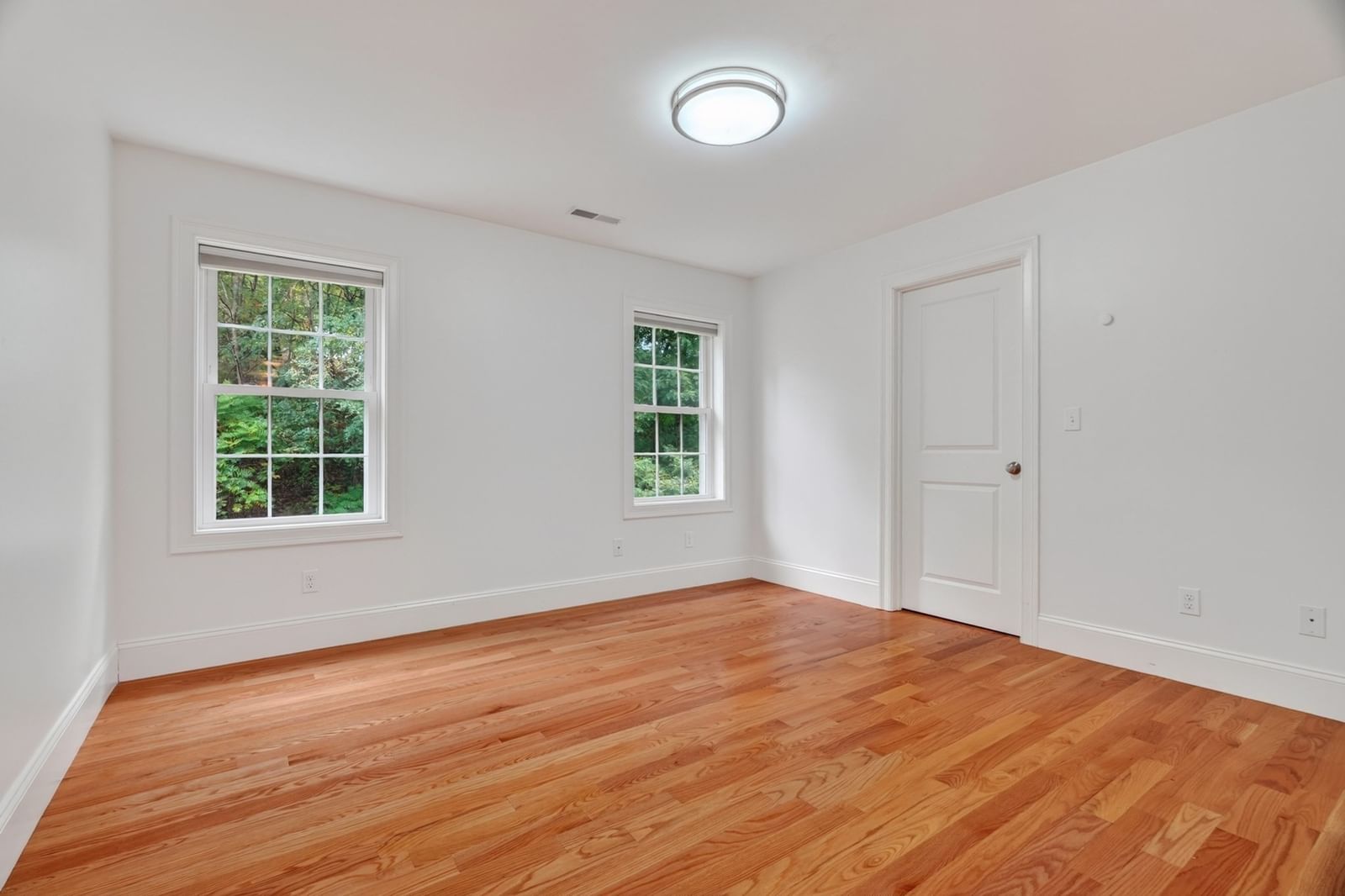 201 Boston Post Rd Wayland — Photo 21 of 39
