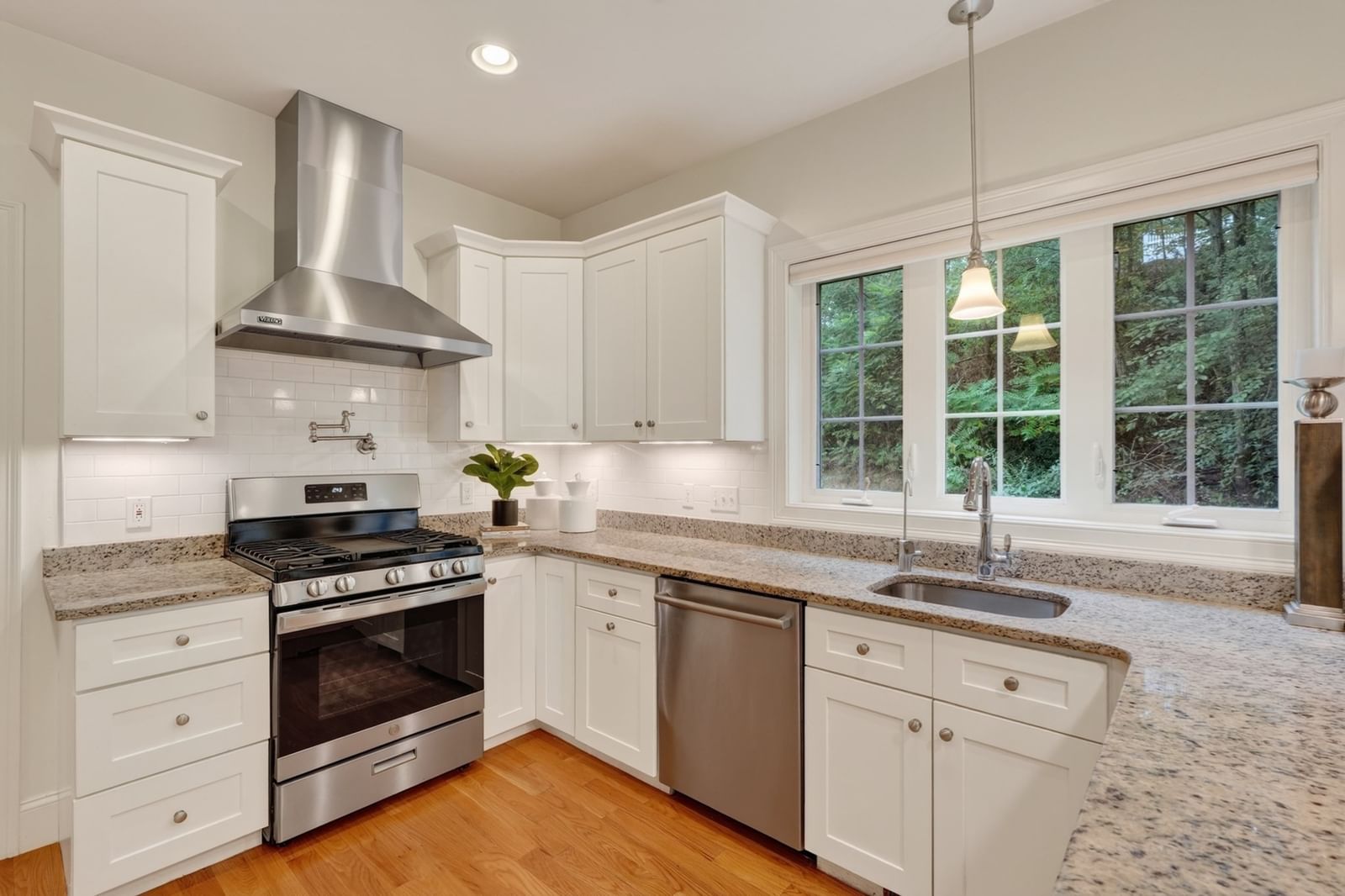 201 Boston Post Rd Wayland — Photo 7 of 39