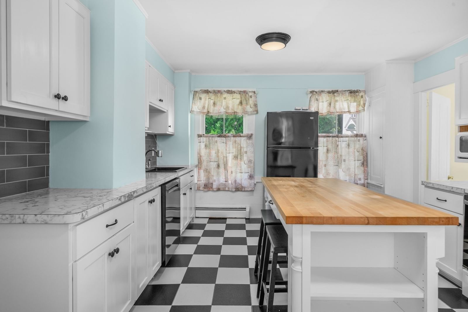 340 Main St #1 Barnstable — Photo 15 of 35