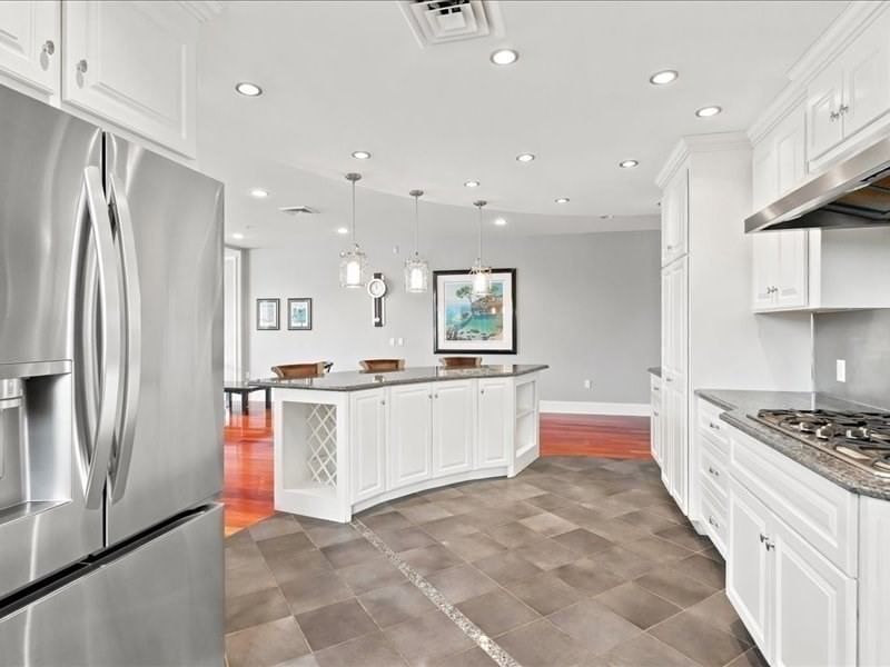 1 Longbeach Ave #101 Hull — Photo 8 of 35