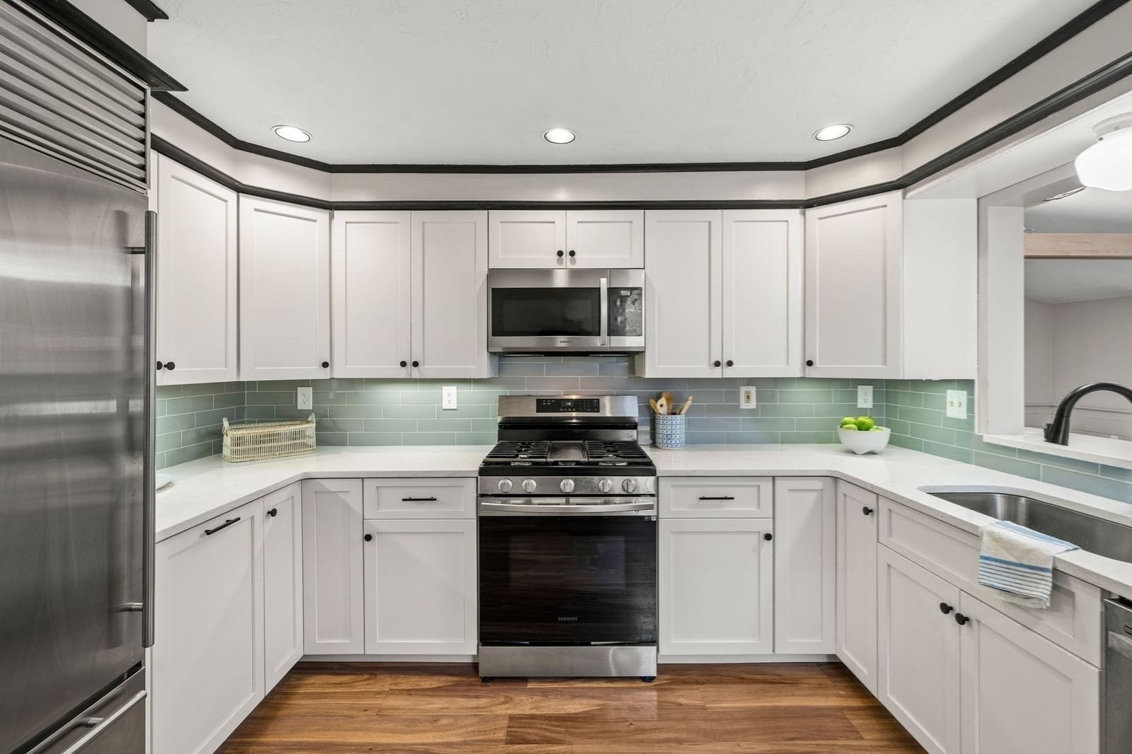 60 Sassamon Ave Milton — Photo 5 of 41
