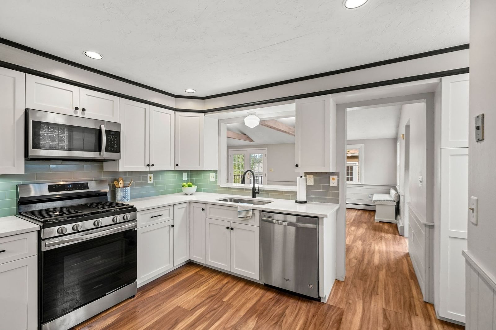 60 Sassamon Ave Milton — Photo 6 of 41