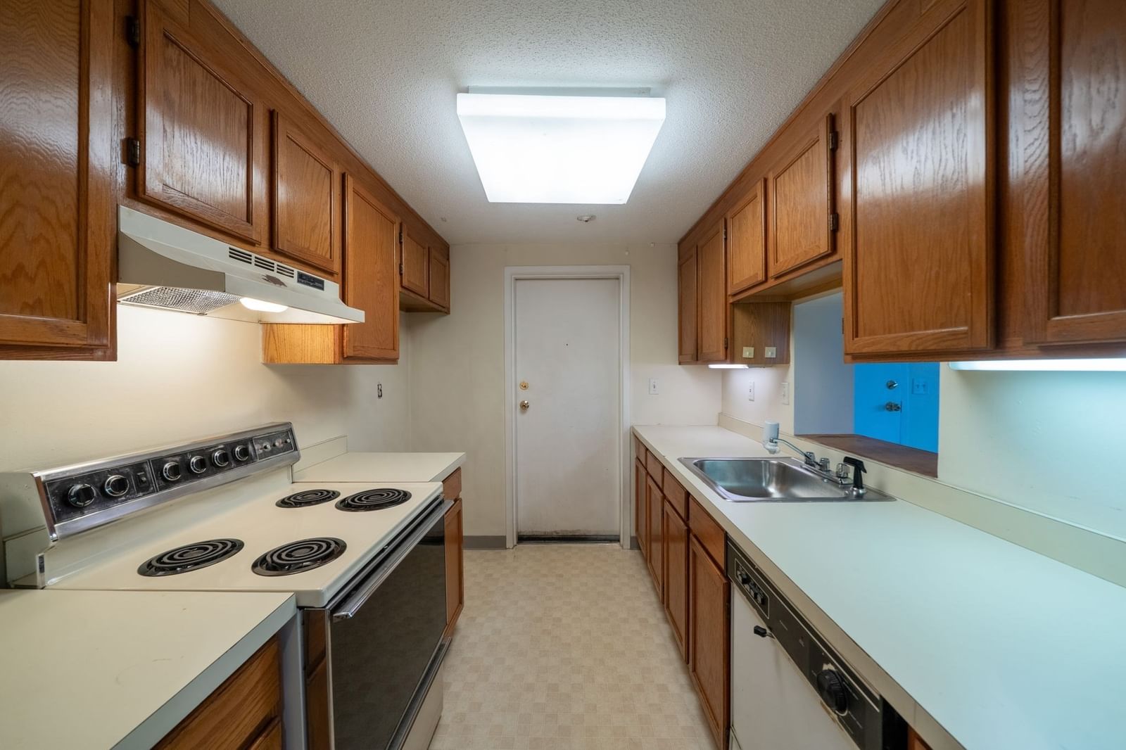 60-R Gibson St #B3 Boston — Photo 6 of 24