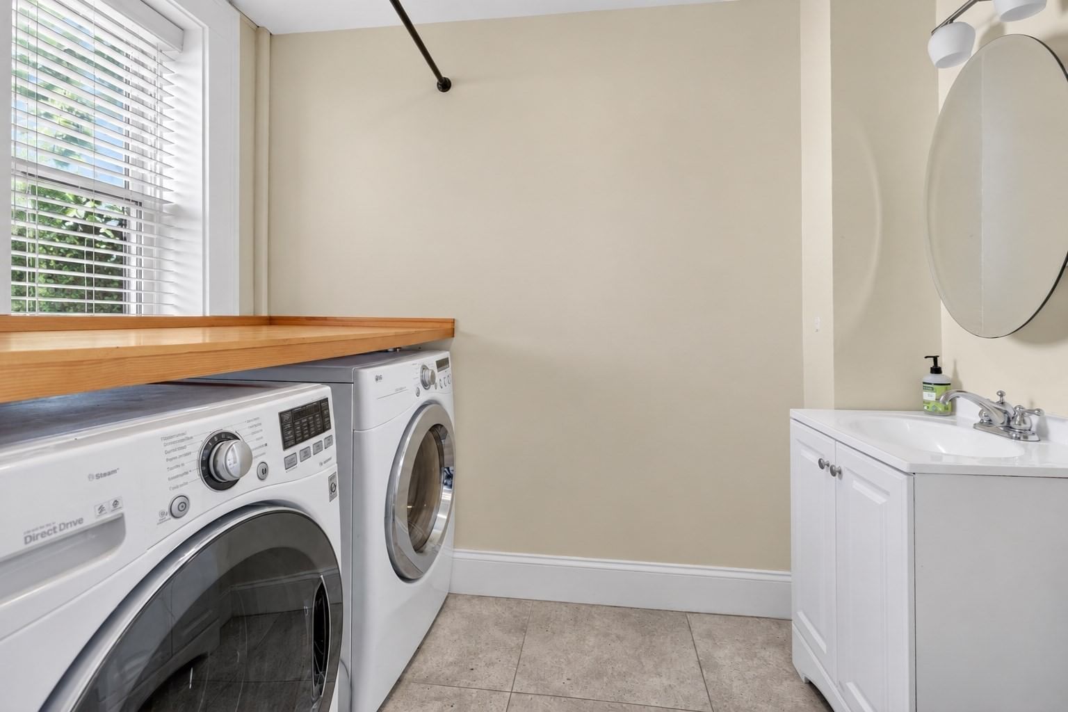 466 E 3rd St #2 Boston — Photo 11 of 21