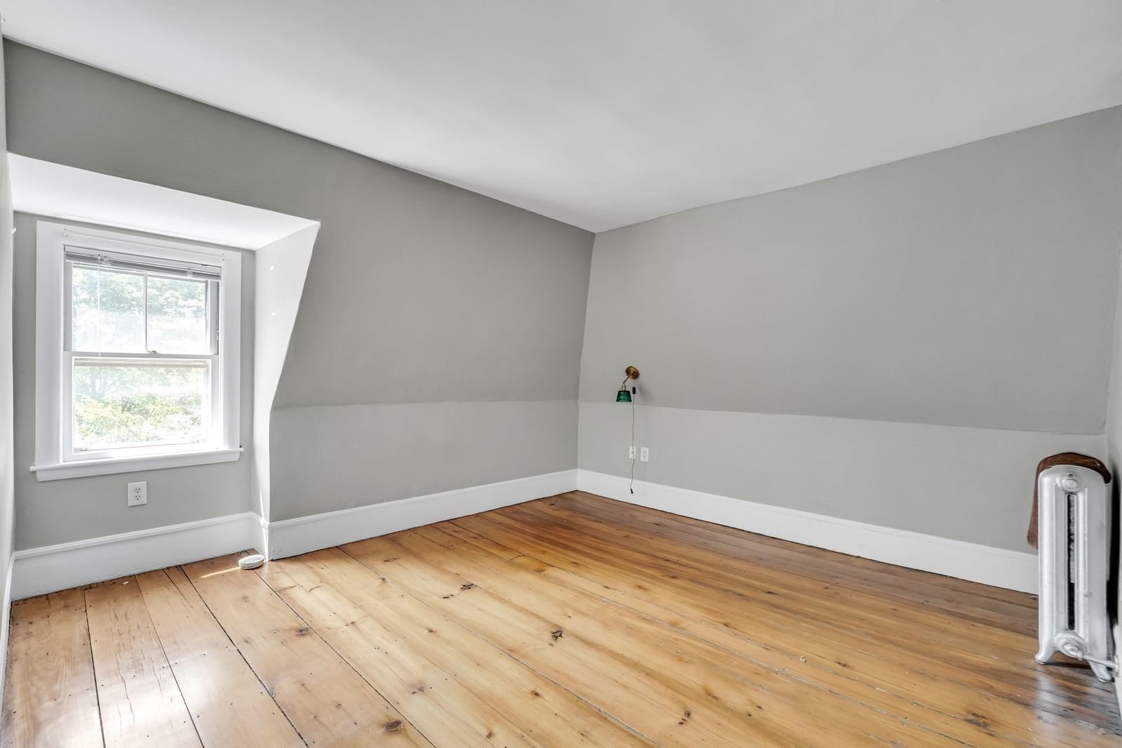 128 Summer St Watertown — Photo 19 of 23