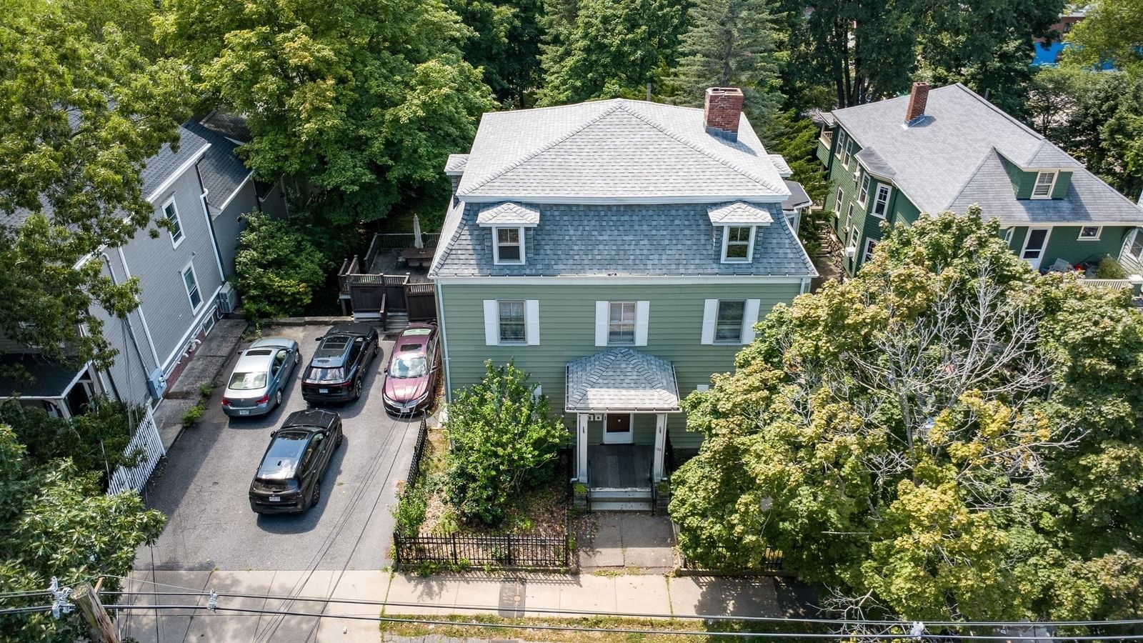 128 Summer St Watertown — Photo 3 of 23