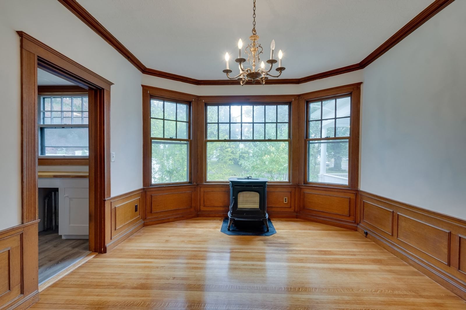217 Lawrence St Haverhill — Photo 10 of 39