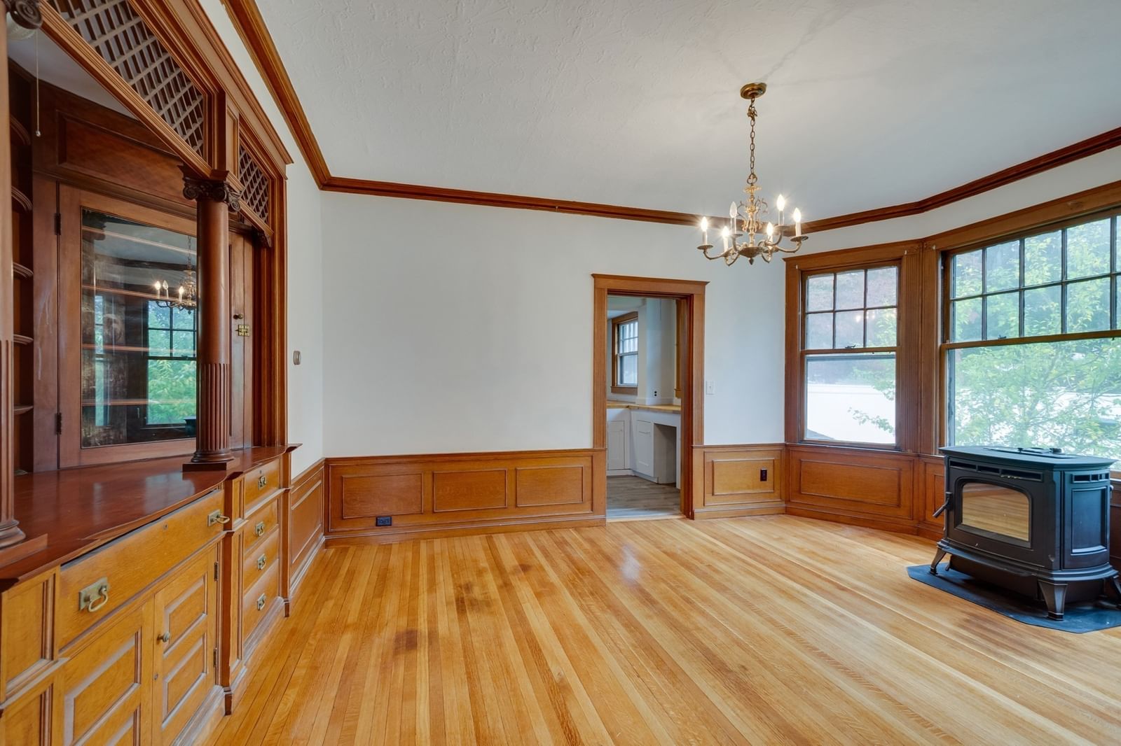 217 Lawrence St Haverhill — Photo 12 of 39