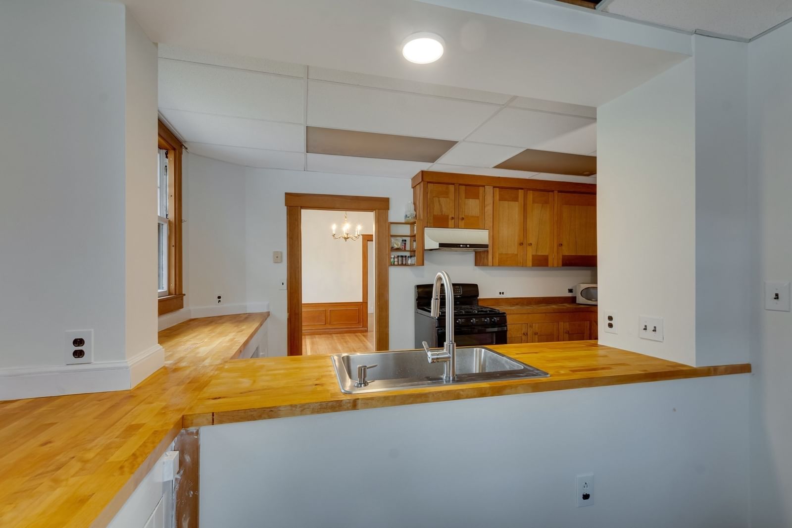217 Lawrence St Haverhill — Photo 15 of 39