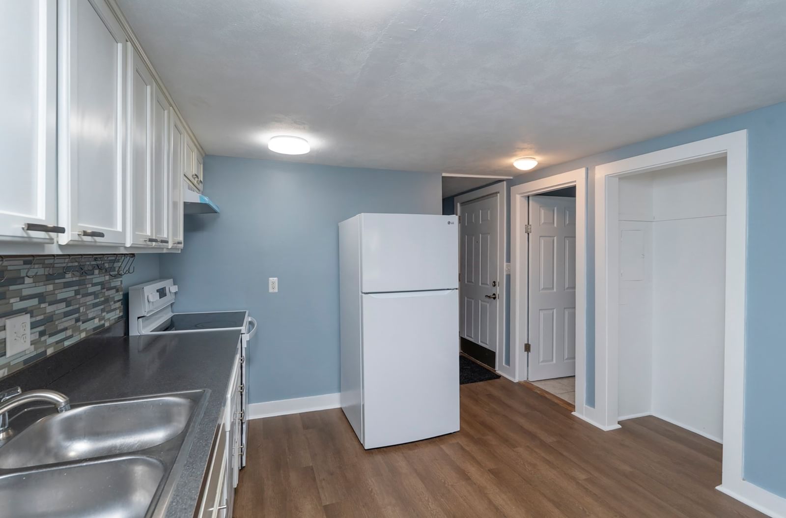 5 Mason Ct #5 Amesbury — Photo 2 of 24