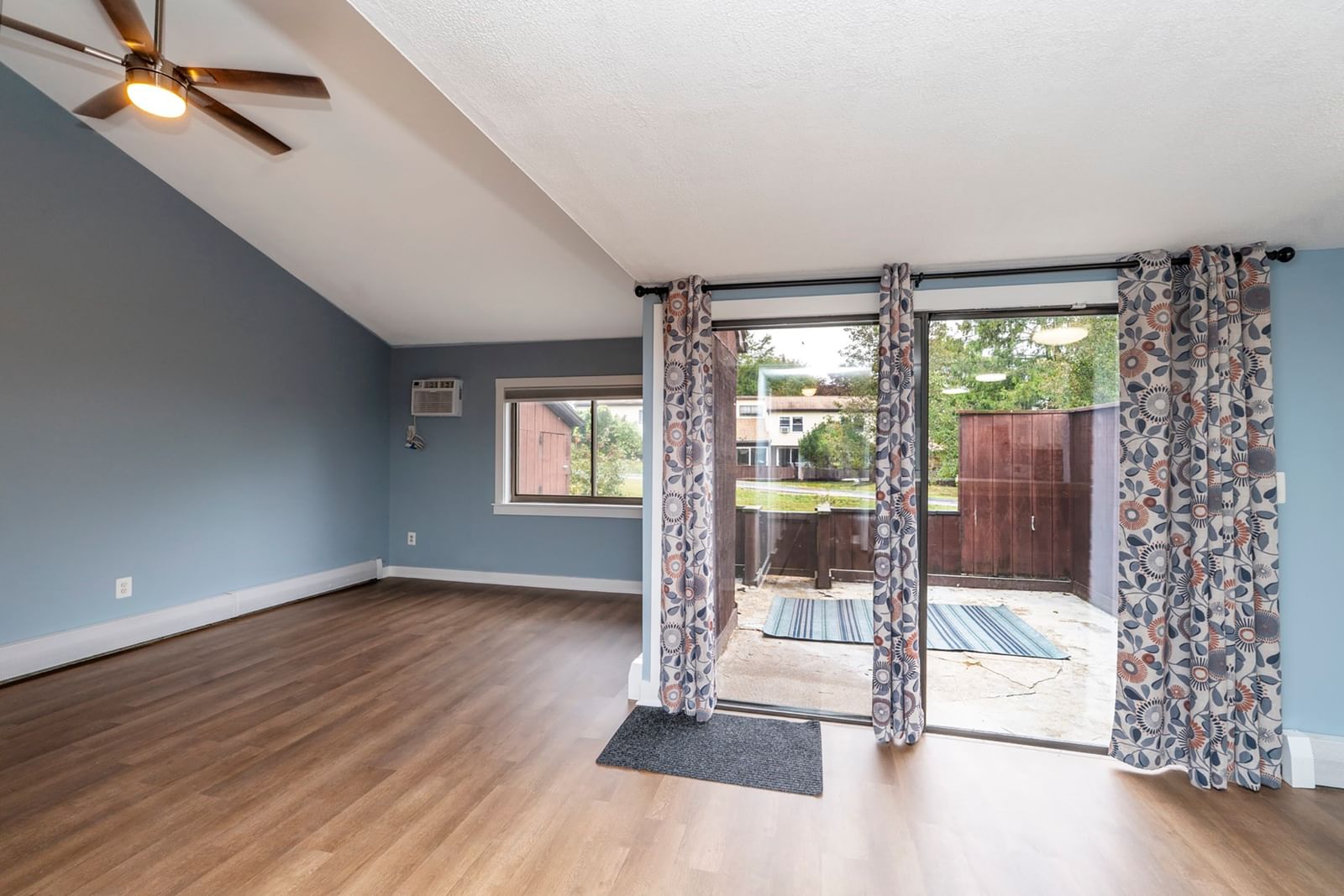 5 Mason Ct #5 Amesbury — Photo 4 of 24