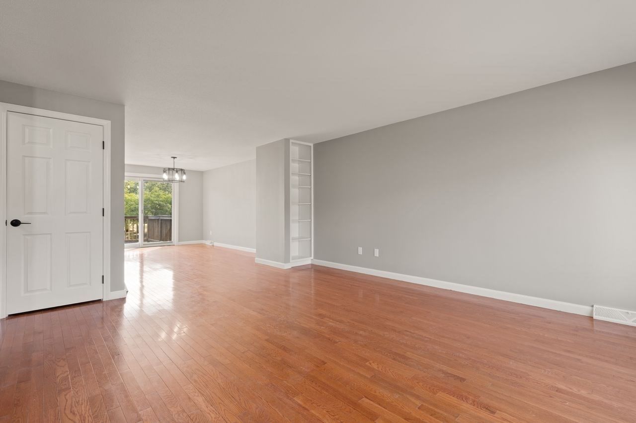 22 Welch Rd #22 Easton — Photo 11 of 41