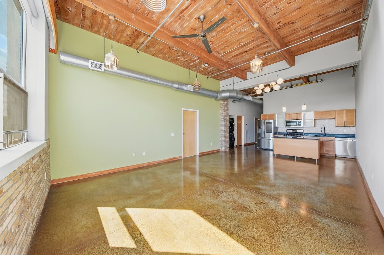 120 Holmes St #312 Quincy — Photo 3 of 27