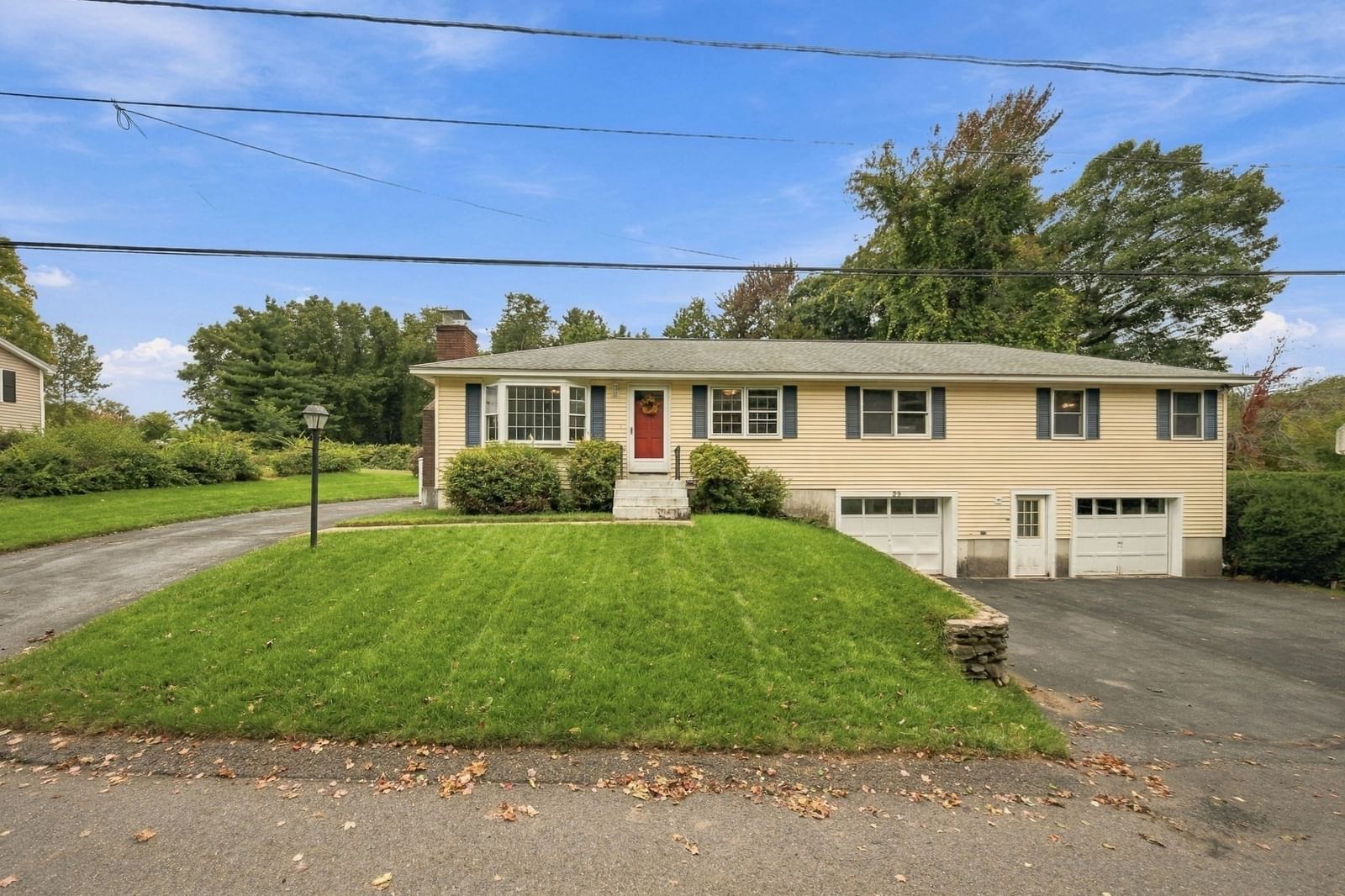 Property at 29 Dale Ave, Leominster, MA 01453