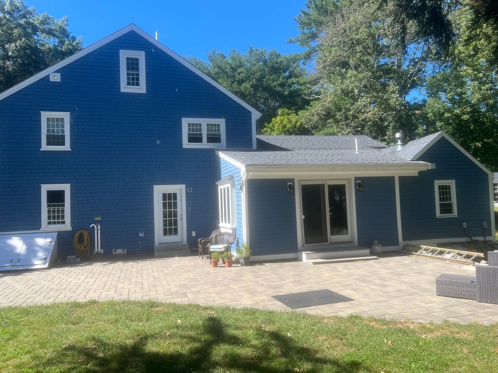 449 Parsonage St Marshfield — Photo 2 of 12