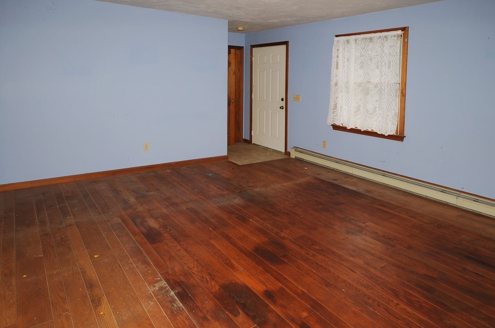 540 Head Of The Bay Rd Bourne — Photo 7 of 18