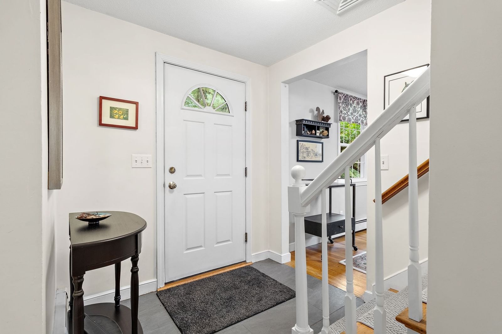61 Adams Dr Stow — Photo 3 of 42